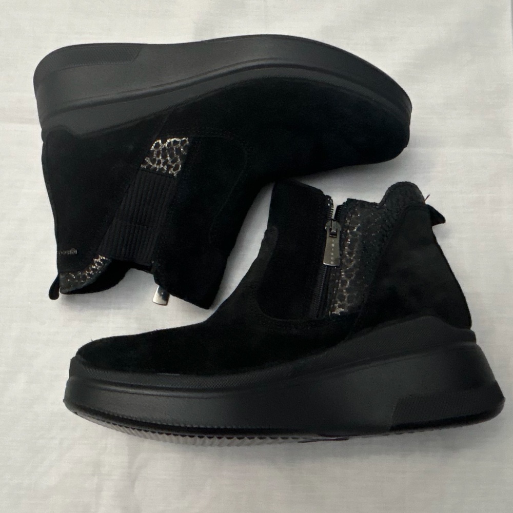 IGL&CO booties